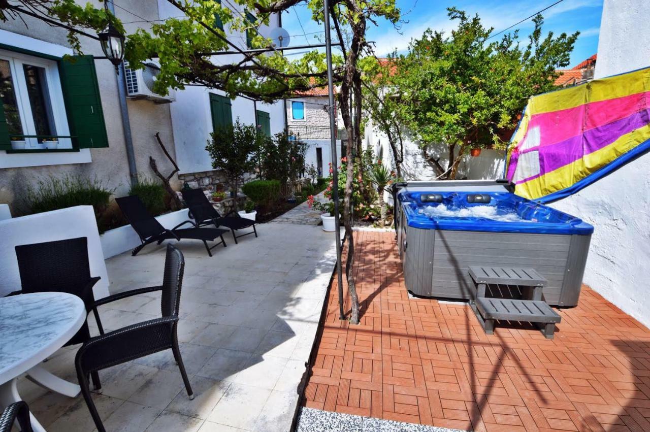 Apartman Martina Betina  Bagian luar foto